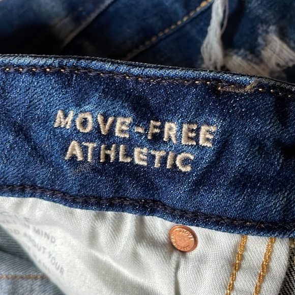 AEO distressed jeans/Move-Free Athletic Airflex - Picture 6 of 6